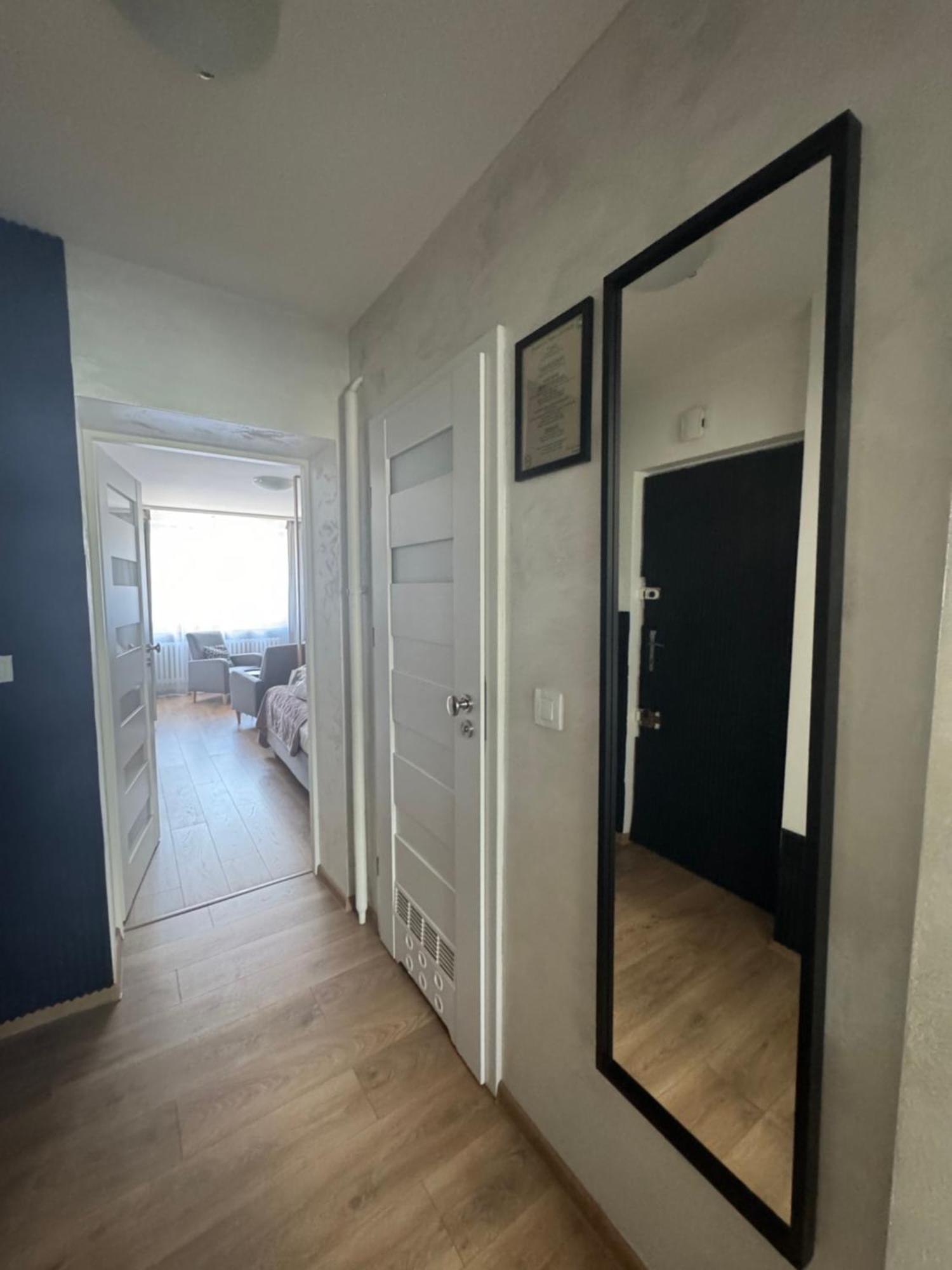 Kalwaryjska Spot Apartment In A Good Location Cracovia Exterior foto